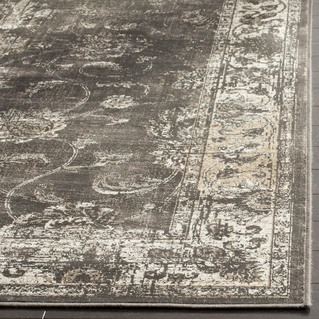 SAFAVIEH Vintage Anthracite Oriental Rug