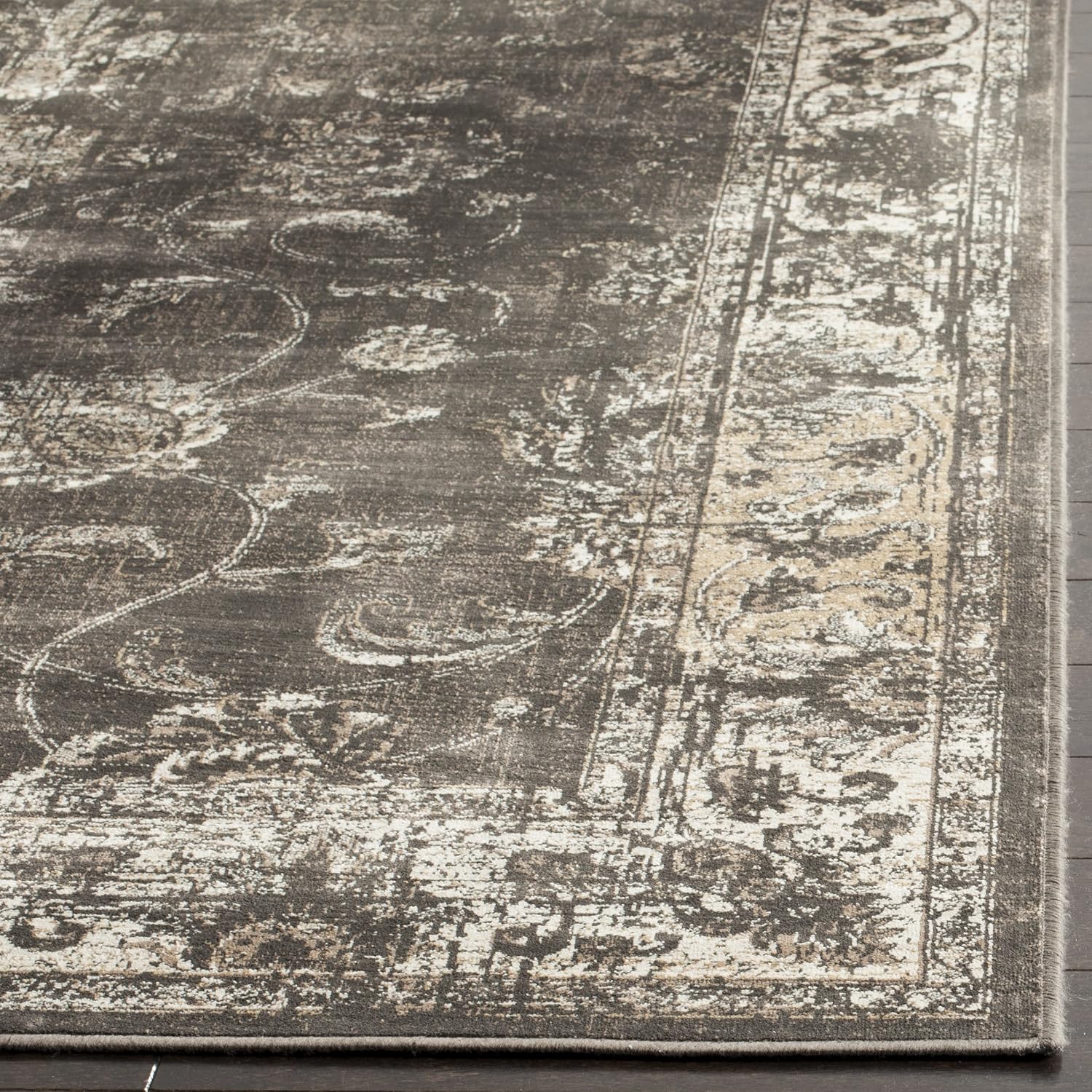 SAFAVIEH Vintage Anthracite Oriental Rug